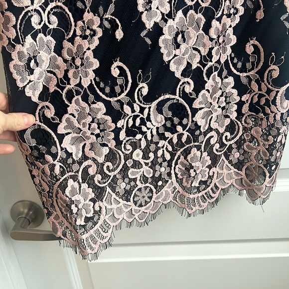 Le chateau dress - Picture 4 of 6